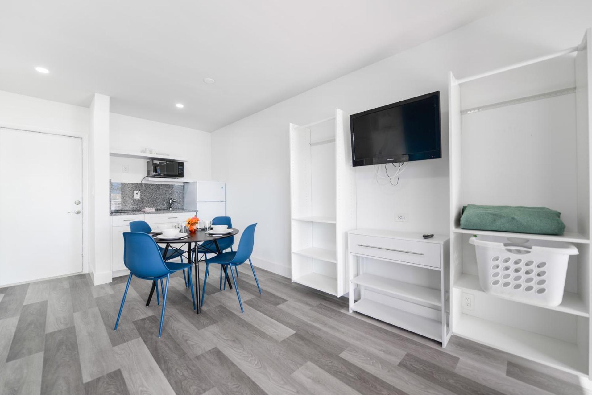 Amazing Balcony Studio At The Beach With Parking -M44 Hollywood Buitenkant foto