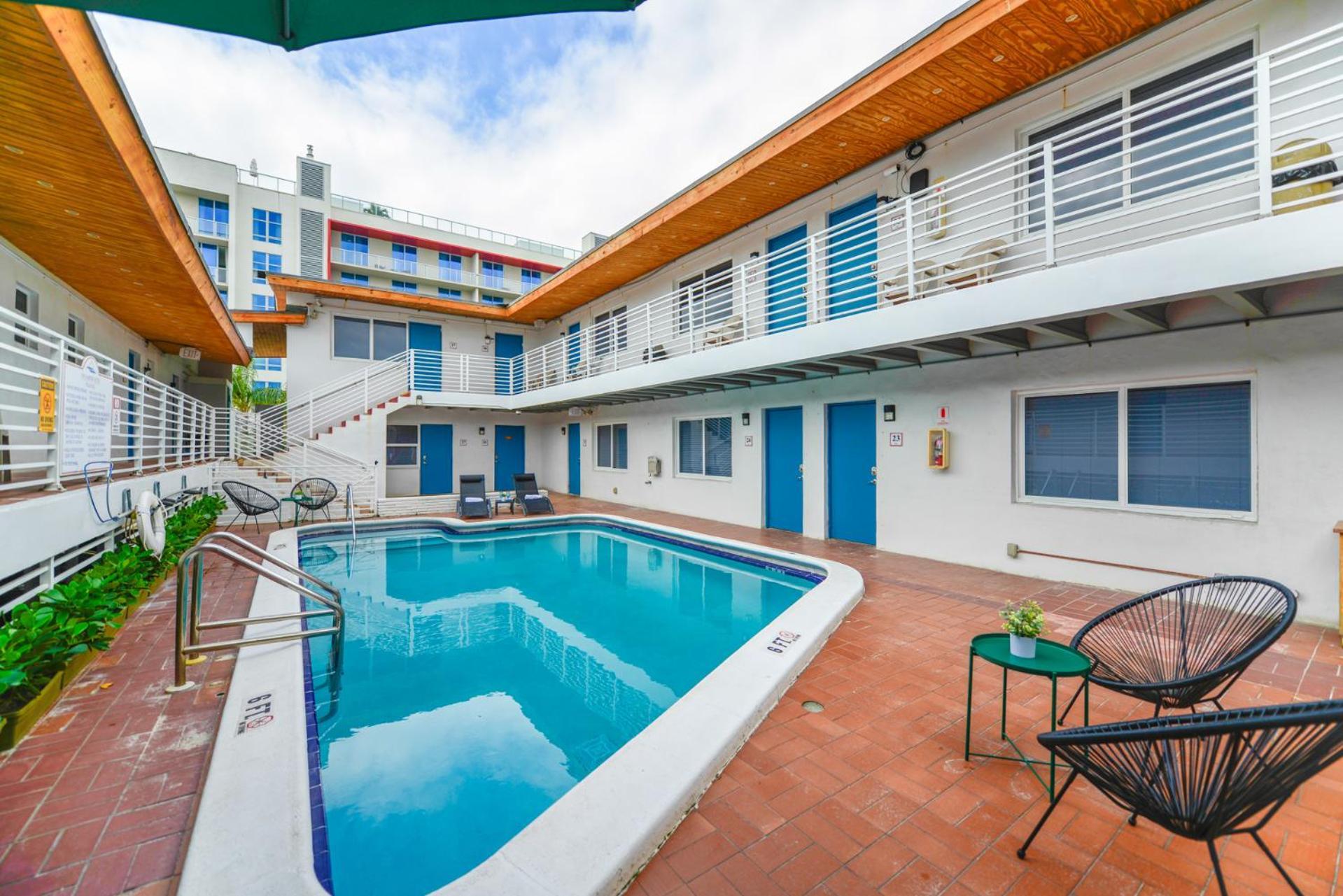 Amazing Balcony Studio At The Beach With Parking -M44 Hollywood Buitenkant foto